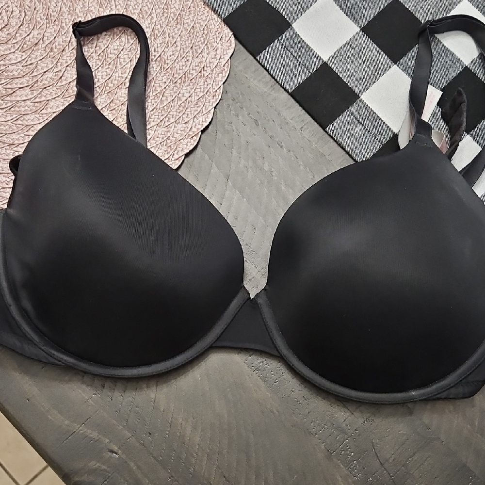 36DD PINK Victoria's Secret Full-Coverage Bra. Teen Changed Mind. Offers Welcome